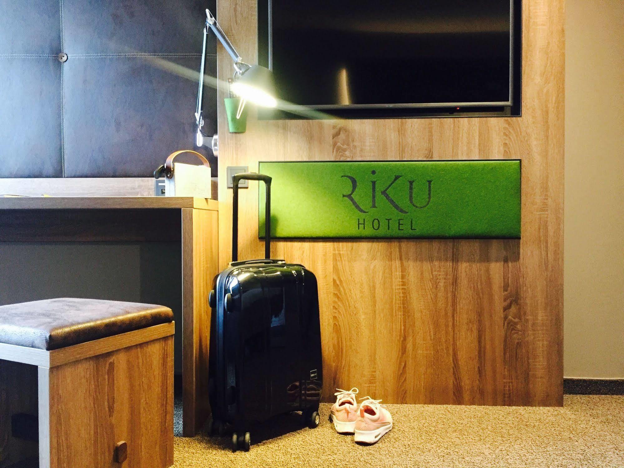 Riku Hotel Улм Екстериор снимка