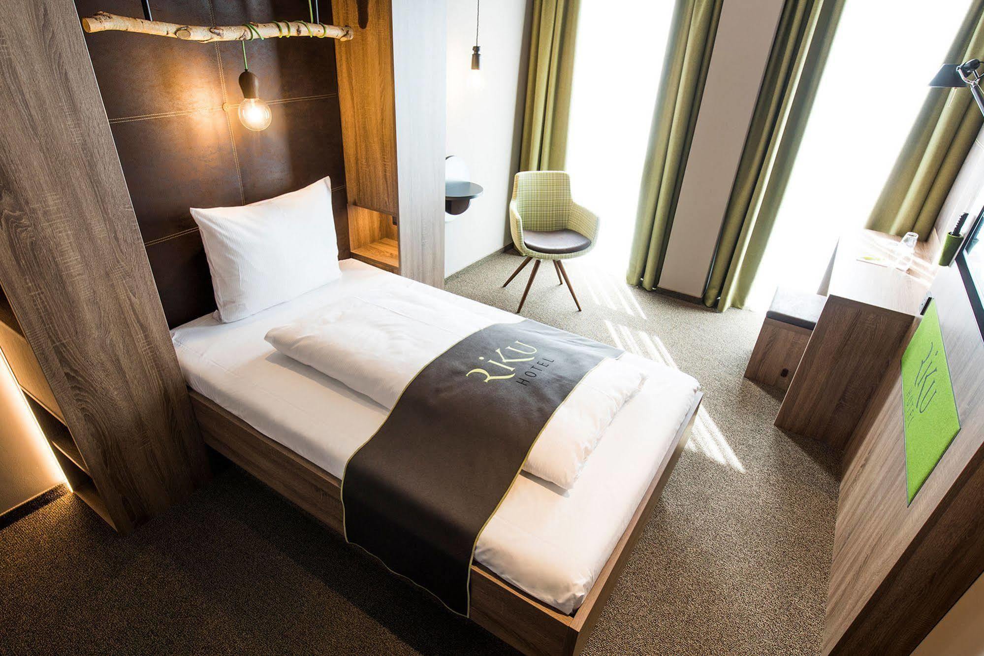 Riku Hotel Улм Екстериор снимка