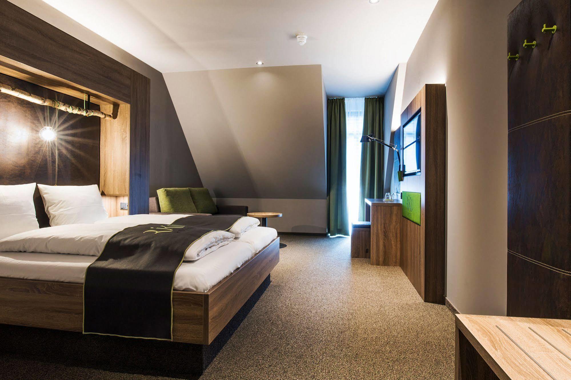 Riku Hotel Улм Екстериор снимка