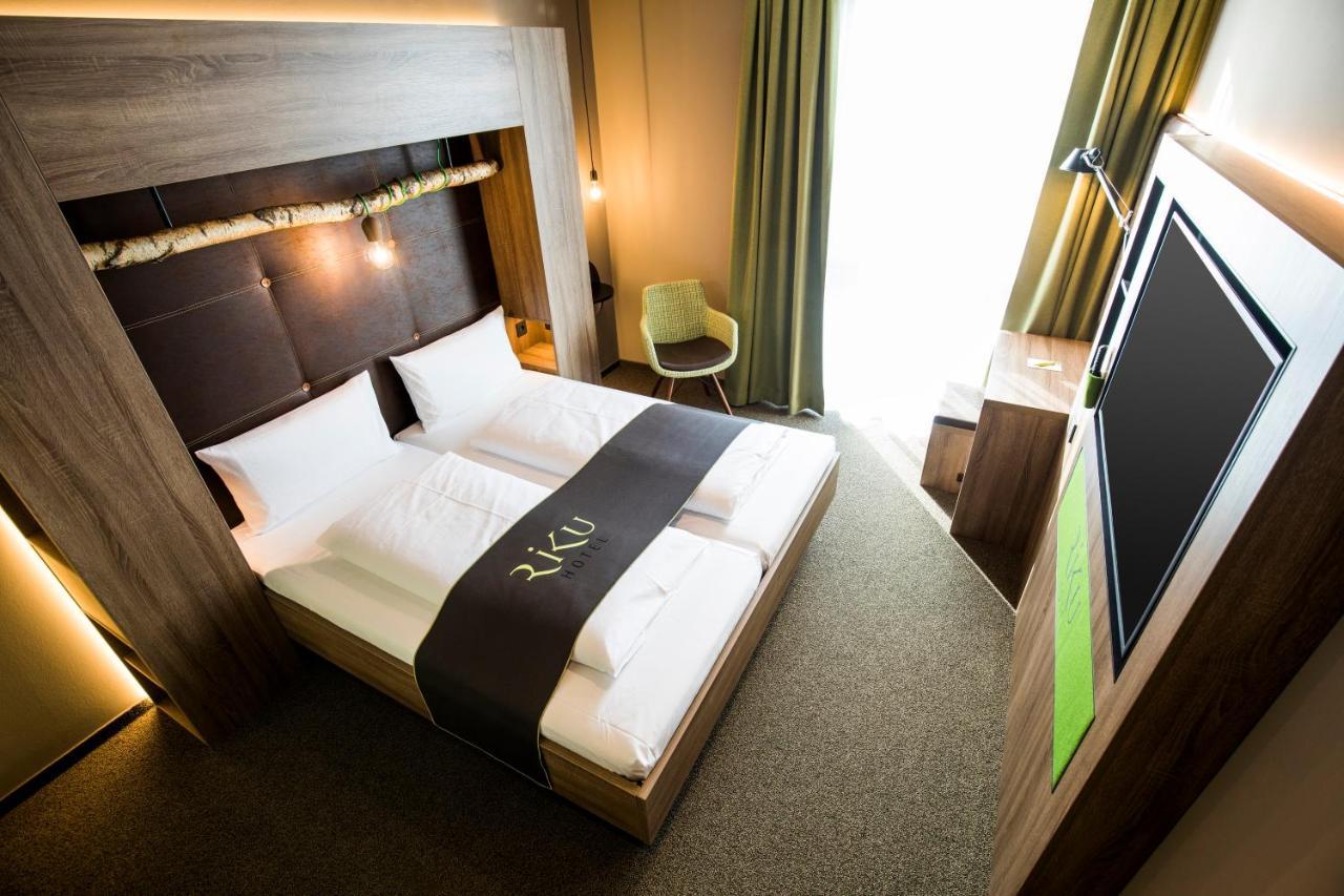 Riku Hotel Улм Екстериор снимка